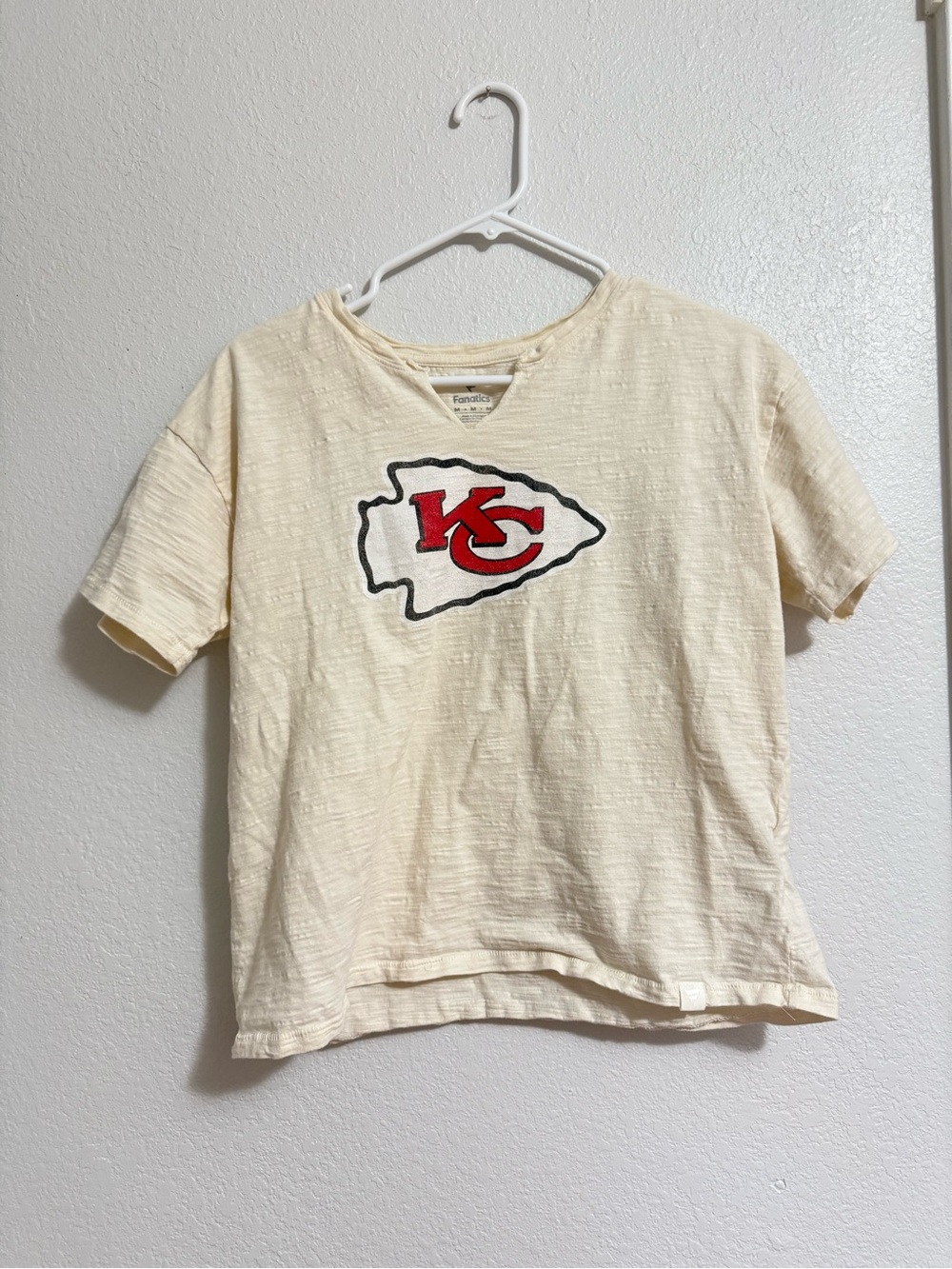 Kansas City Chiefs Cream Graphic T-Shirt